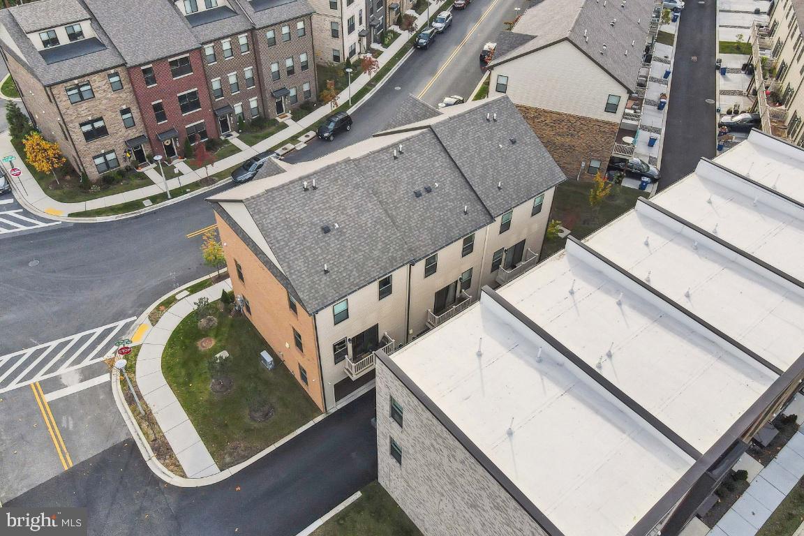 MEDFIELD - Residential