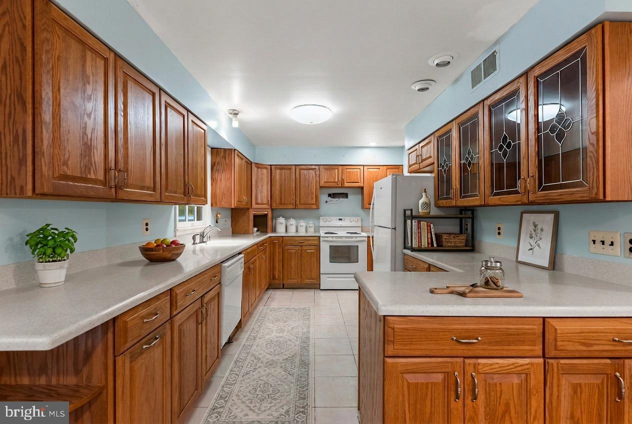 7308 SPRING VIEW COURT