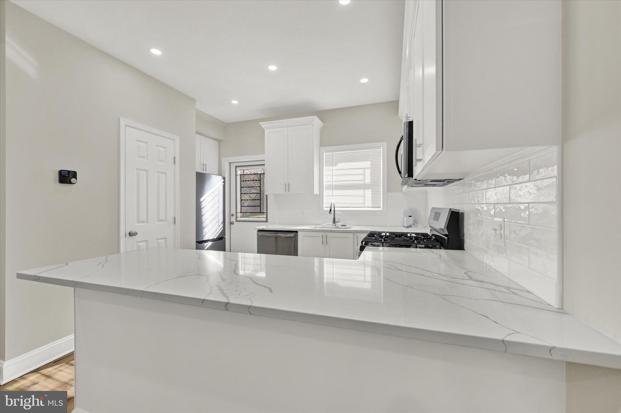 POPPLETON - Residential