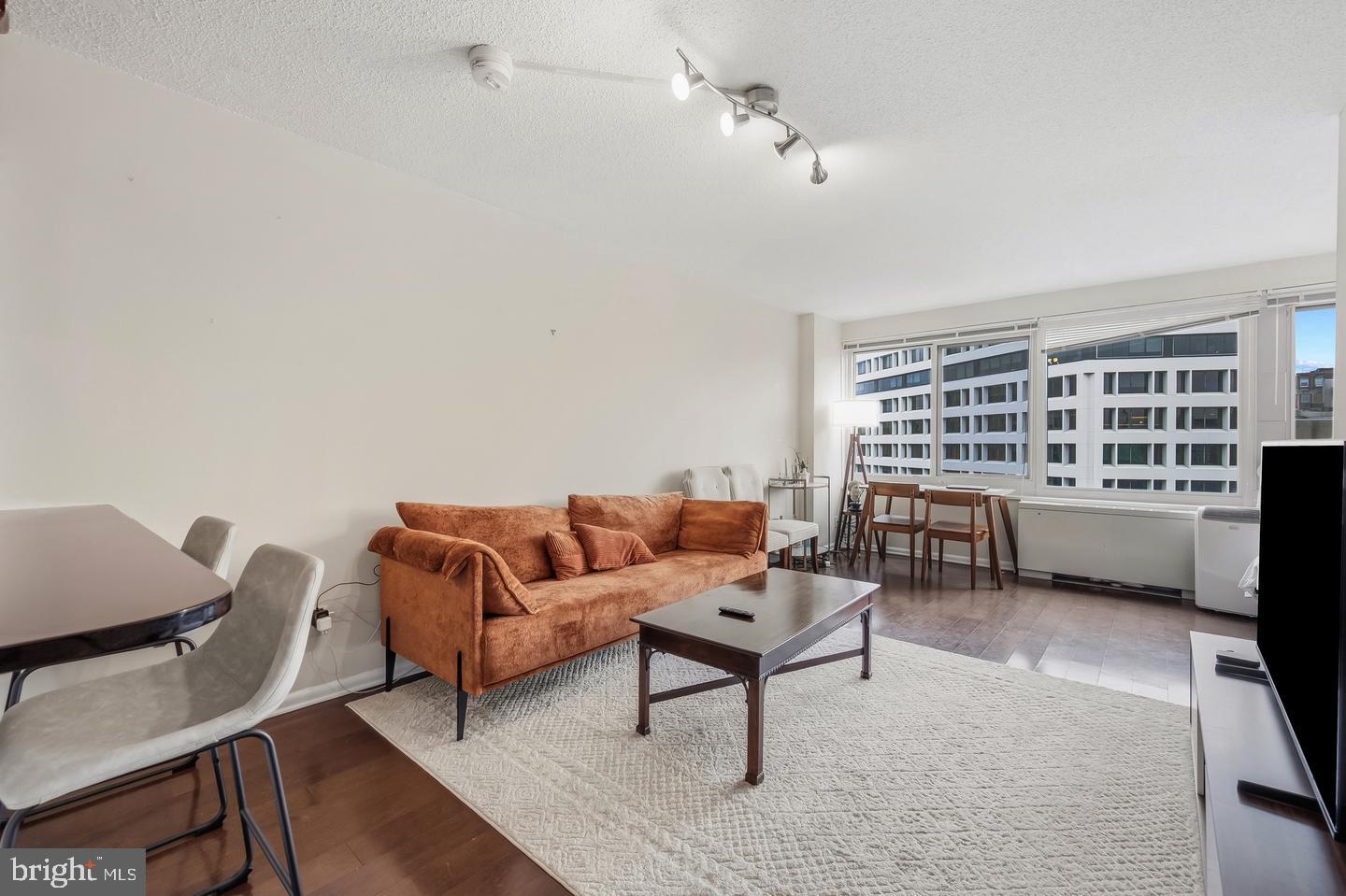 1330 NEW HAMPSHIRE AVENUE NW 911
