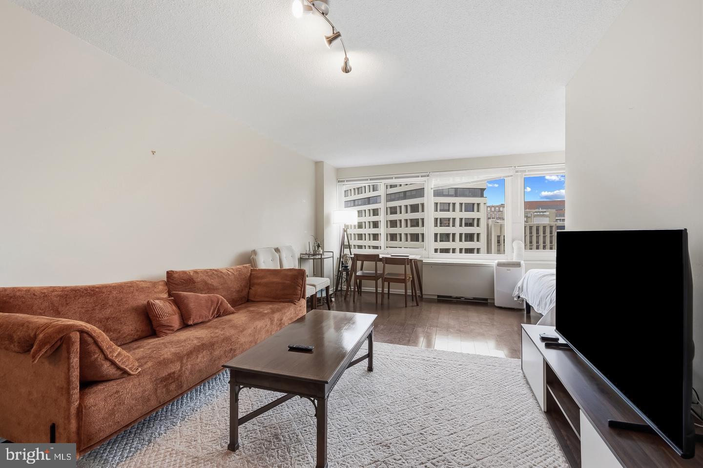 1330 NEW HAMPSHIRE AVENUE NW 911