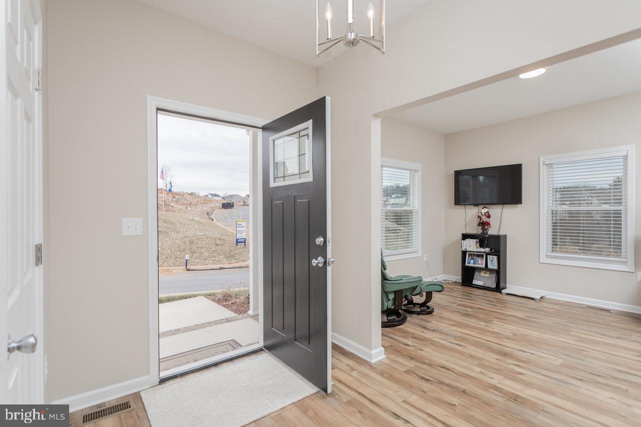 4505 CHRISTOPHER PLACE