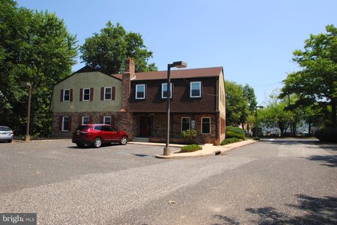 302 N WASHINGTON AVENUE 202 E MOORESTOWN NJ 08057