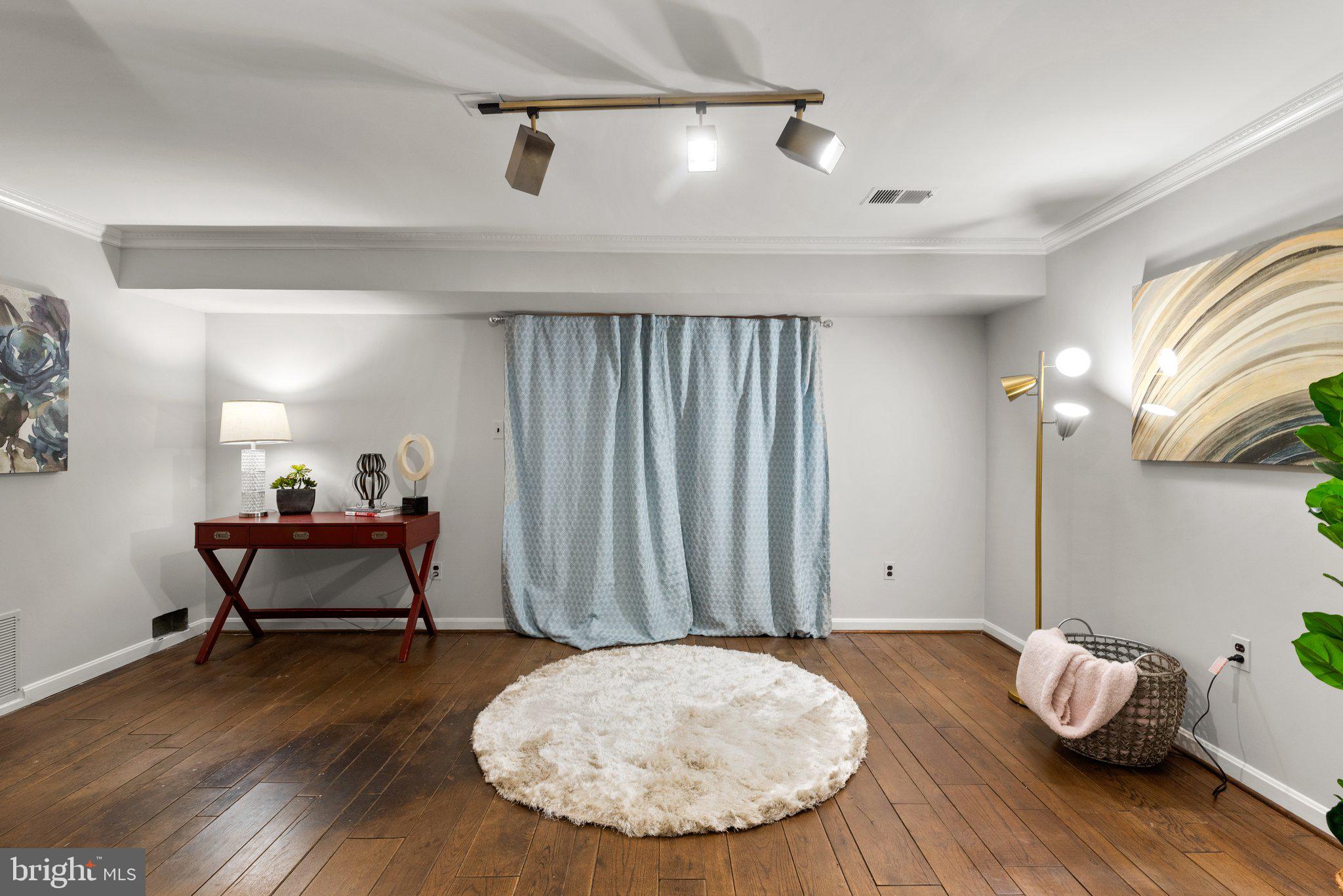 SWEEPSTAKES - Residential