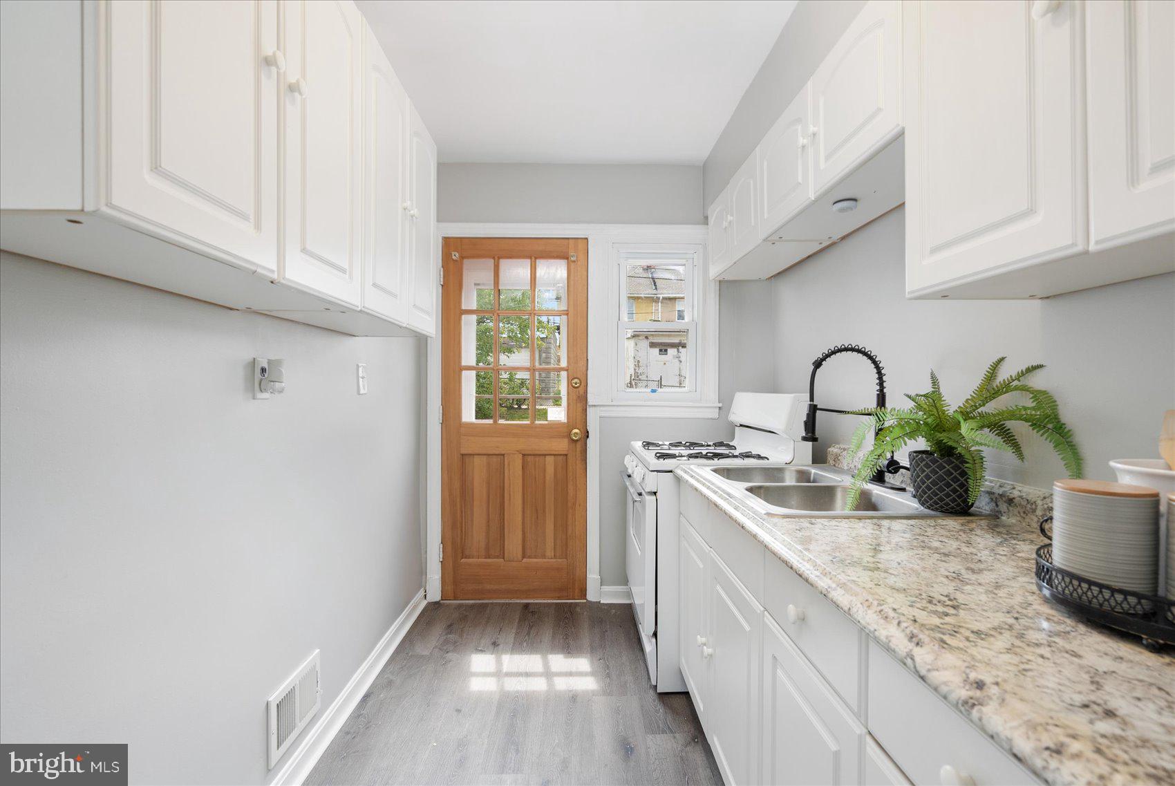 VIOLETVILLE - Residential