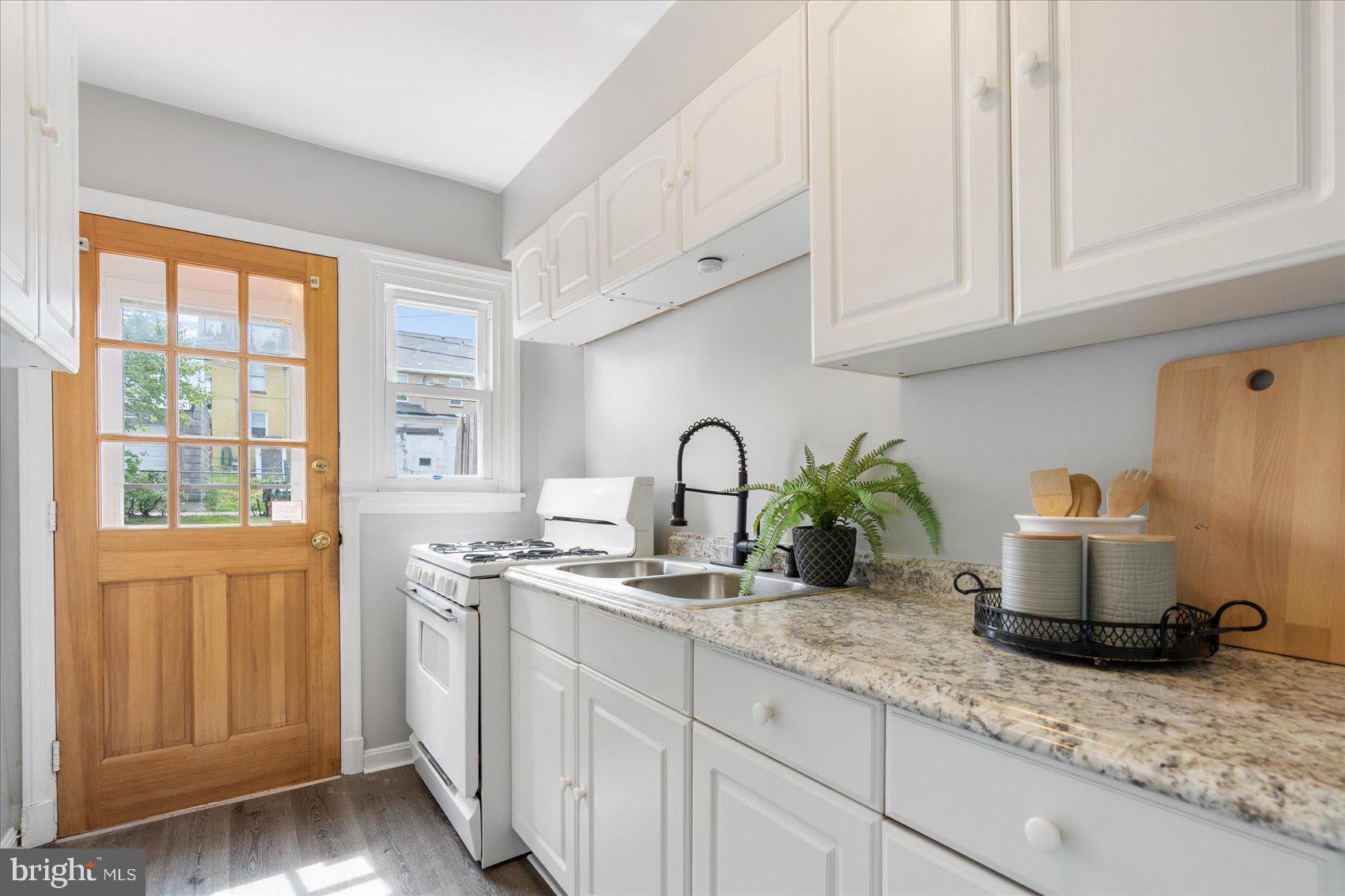 VIOLETVILLE - Residential