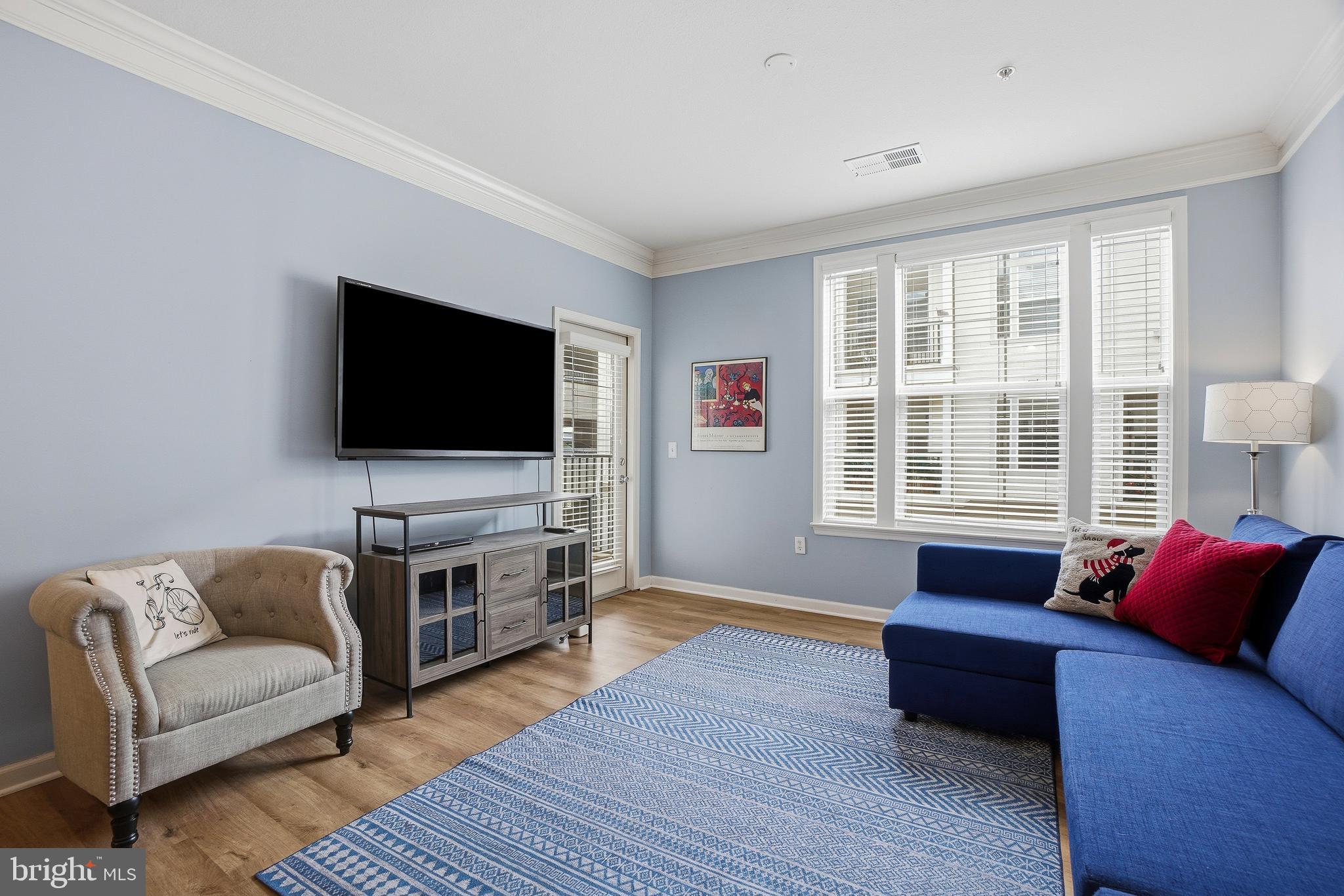 THE COLONNADE AT KENTLANDS - Residential