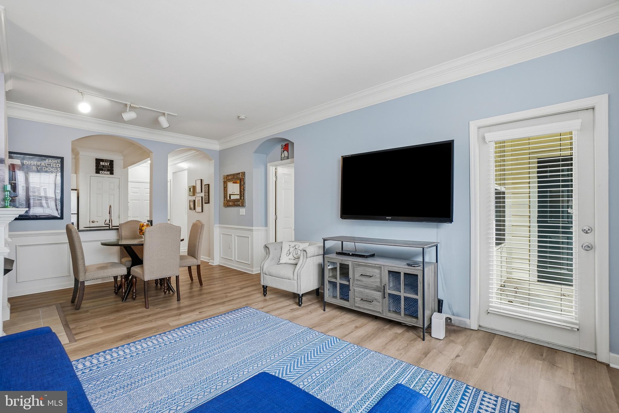 THE COLONNADE AT KENTLANDS - Residential