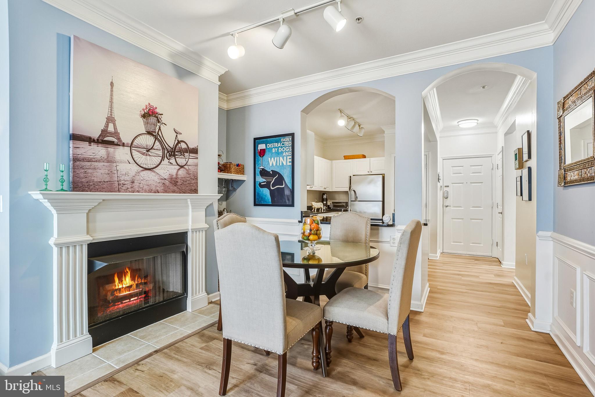 THE COLONNADE AT KENTLANDS - Residential