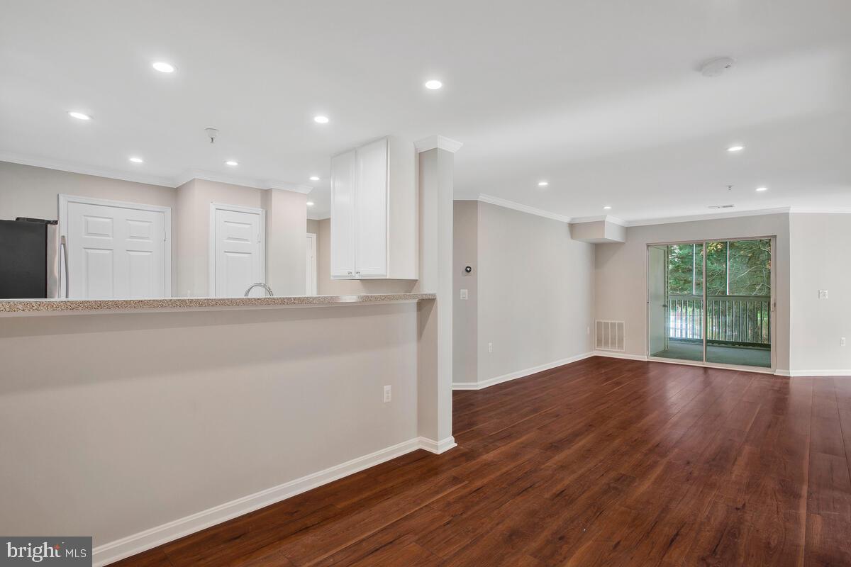 GREENBELT LAKE VILLAGE - Residential