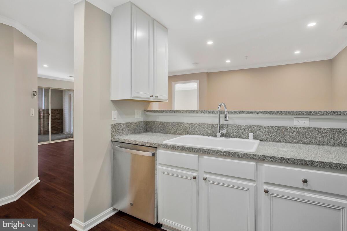 GREENBELT LAKE VILLAGE - Residential