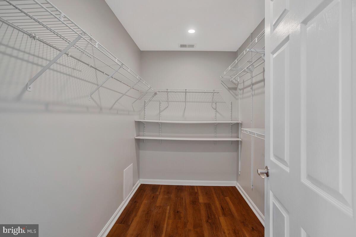 GREENBELT LAKE VILLAGE - Residential