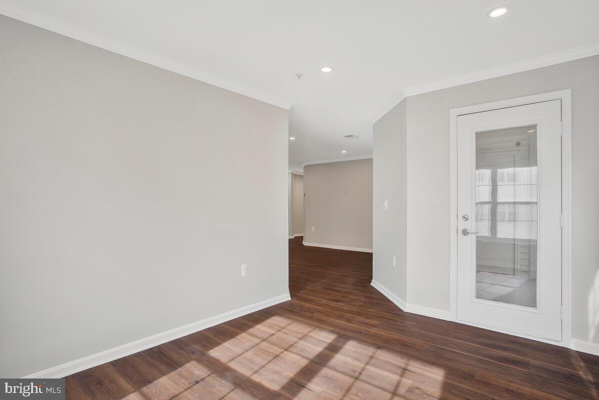 GREENBELT LAKE VILLAGE - Residential