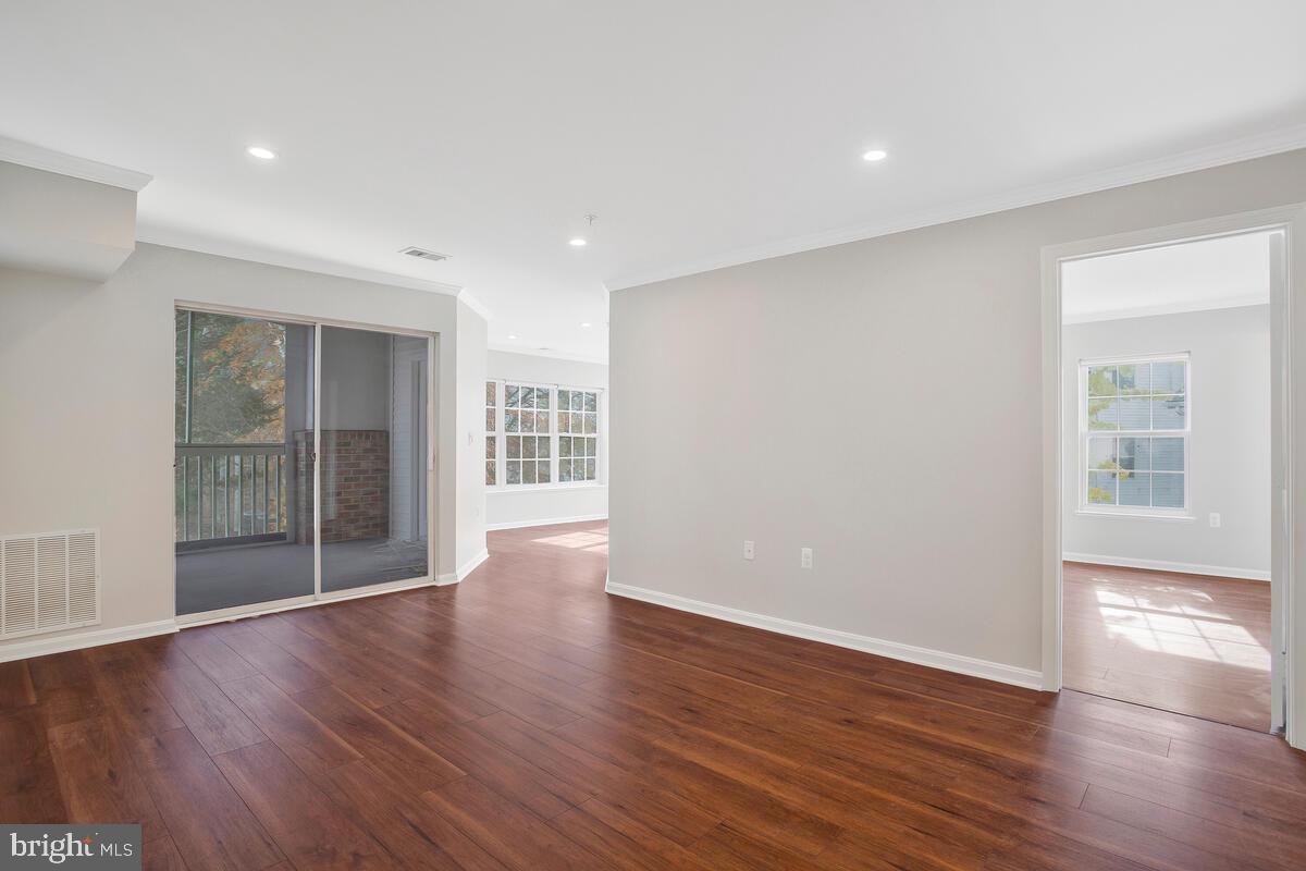 GREENBELT LAKE VILLAGE - Residential