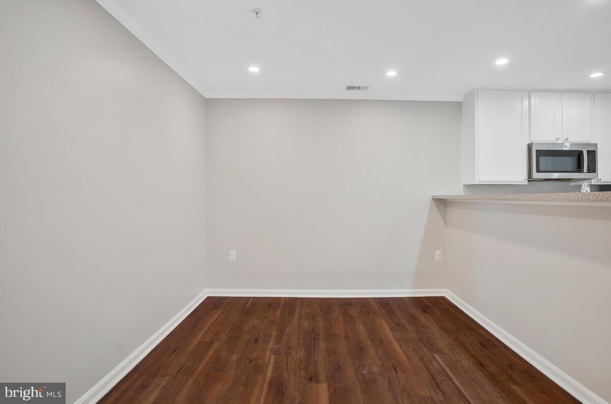 GREENBELT LAKE VILLAGE - Residential