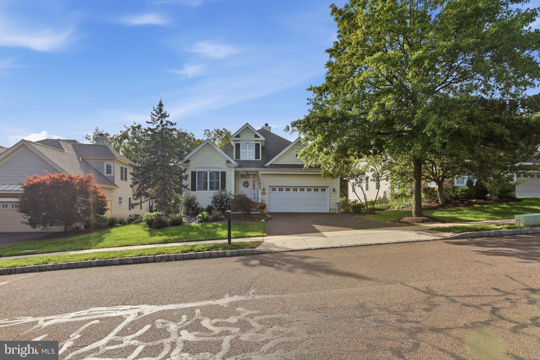 105 SILVERTAIL LANE