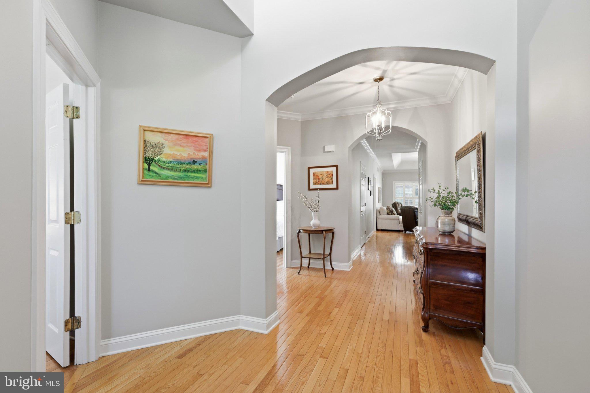 105 SILVERTAIL LANE