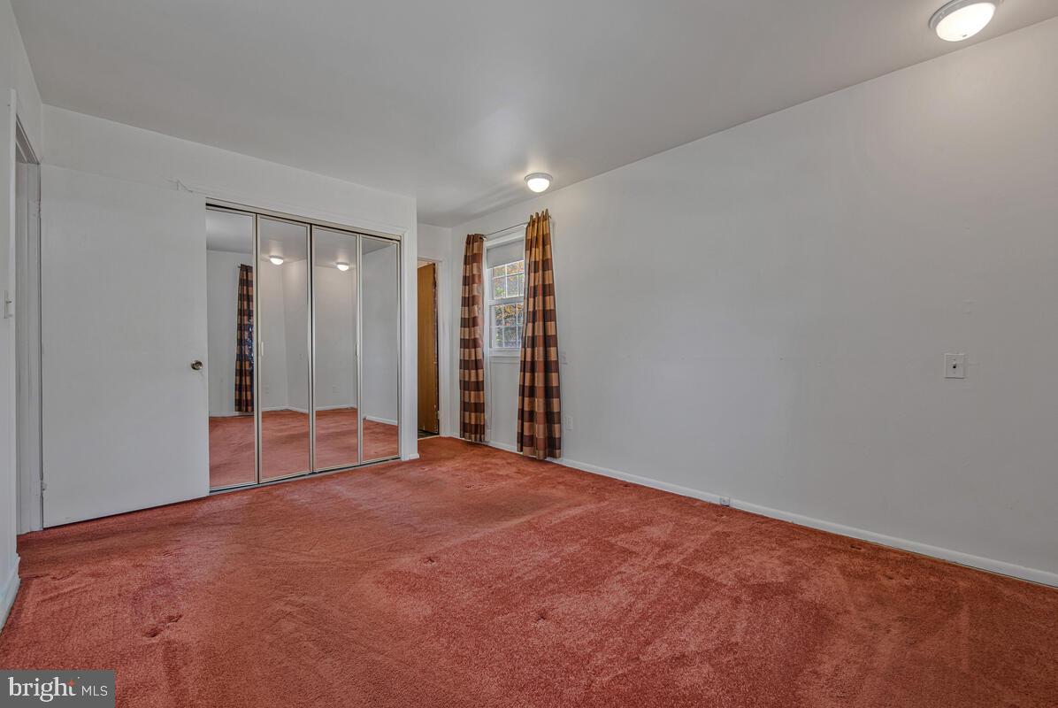 CALVERTON - Residential