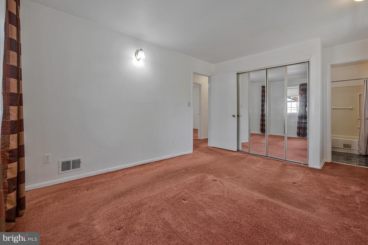 CALVERTON - Residential