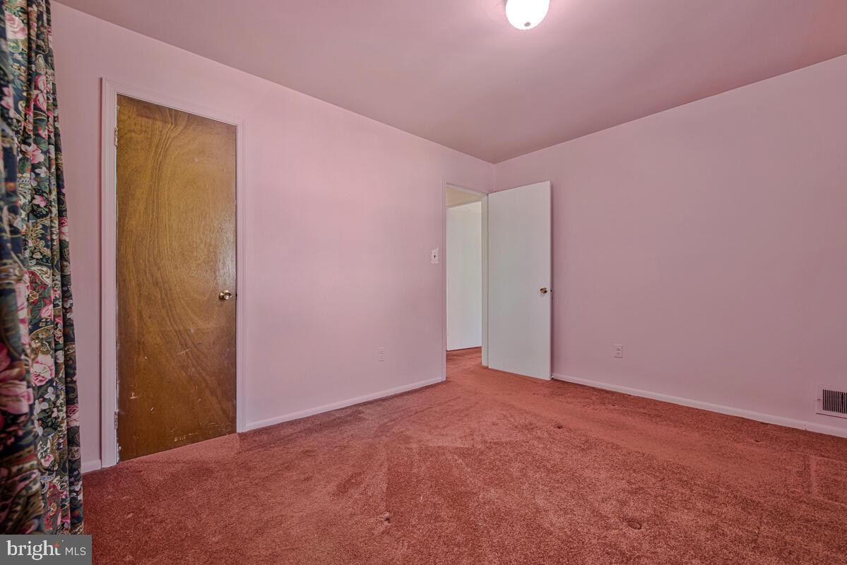 CALVERTON - Residential