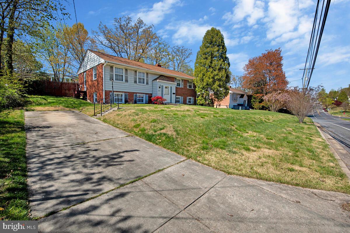 CALVERTON - Residential