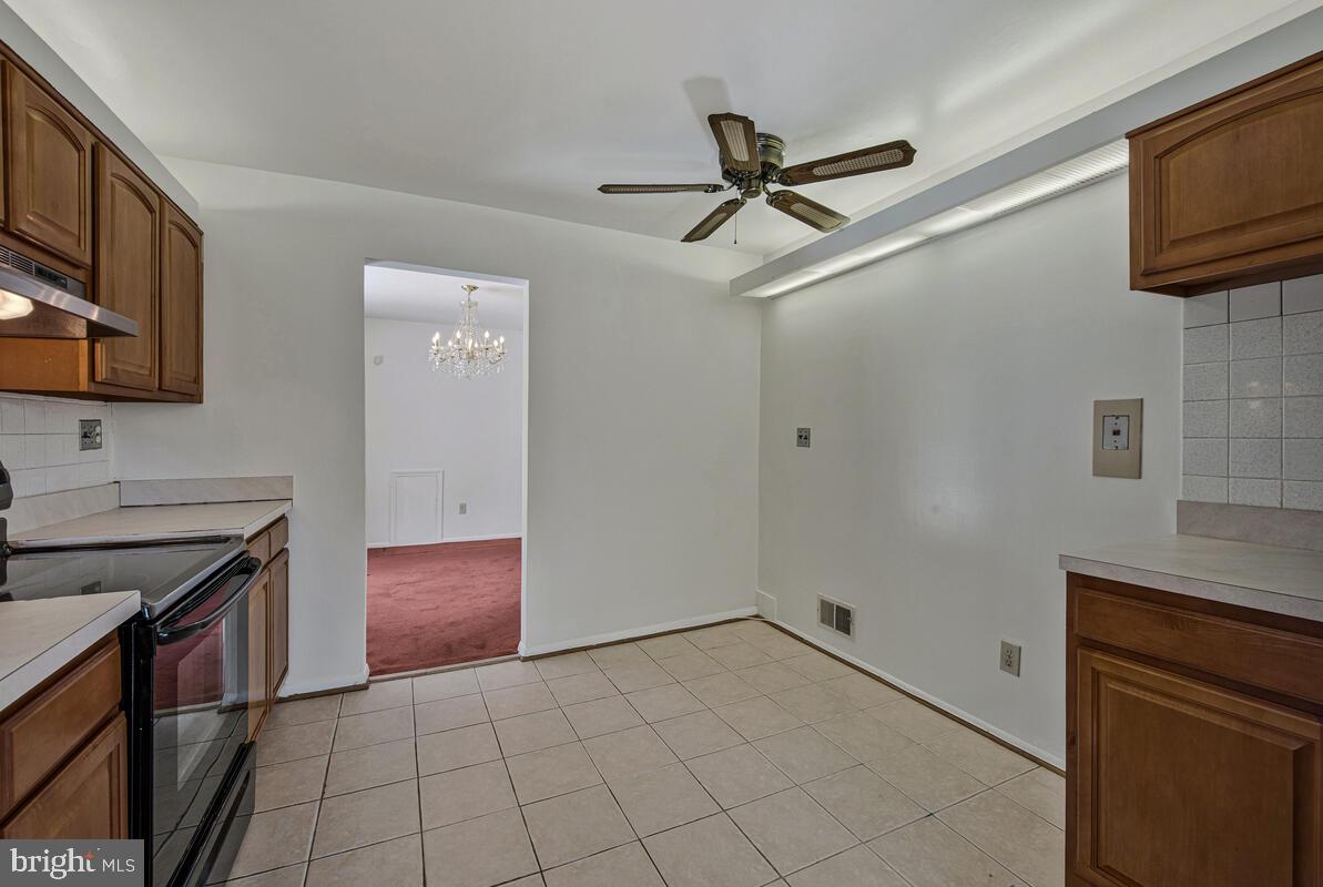 CALVERTON - Residential