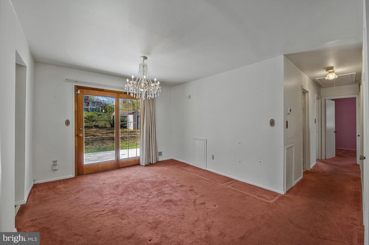 CALVERTON - Residential