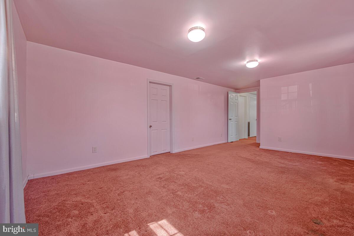 CALVERTON - Residential