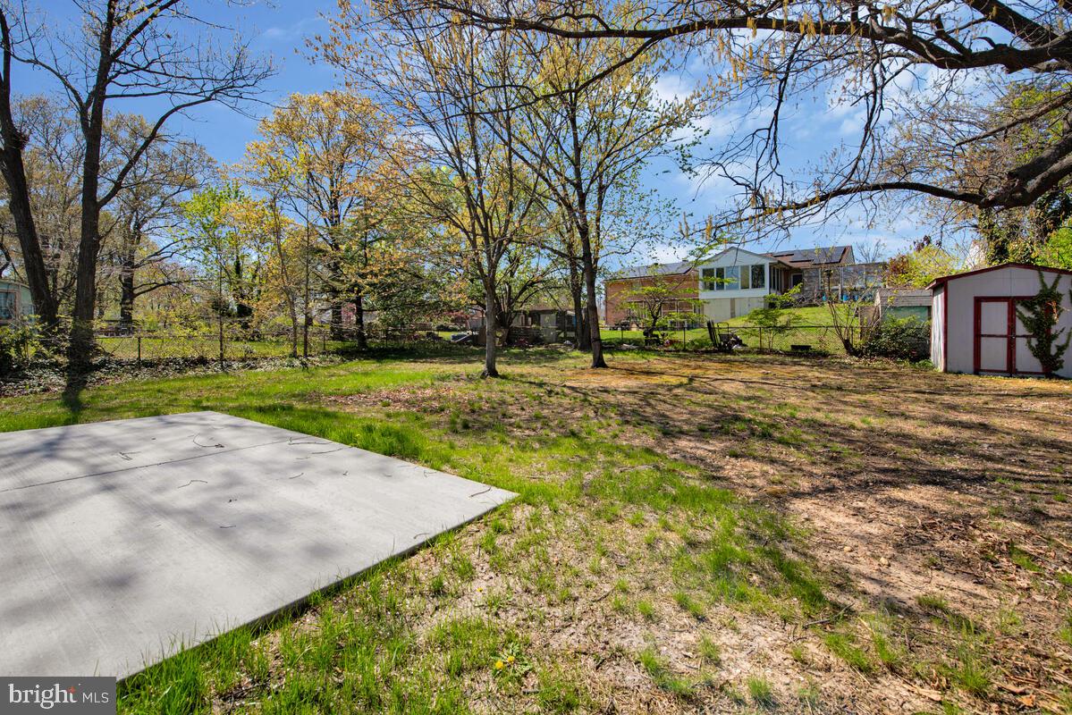 CALVERTON - Residential