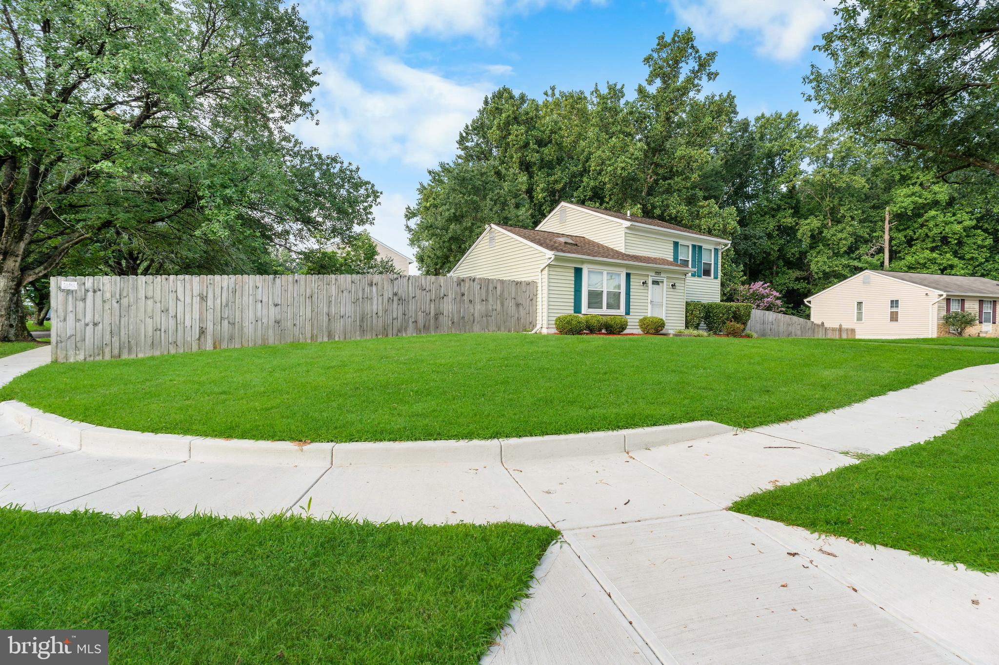17217 BROOKMEADOW LANE