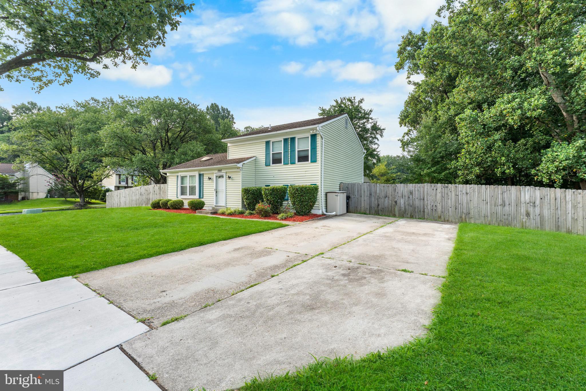 17217 BROOKMEADOW LANE