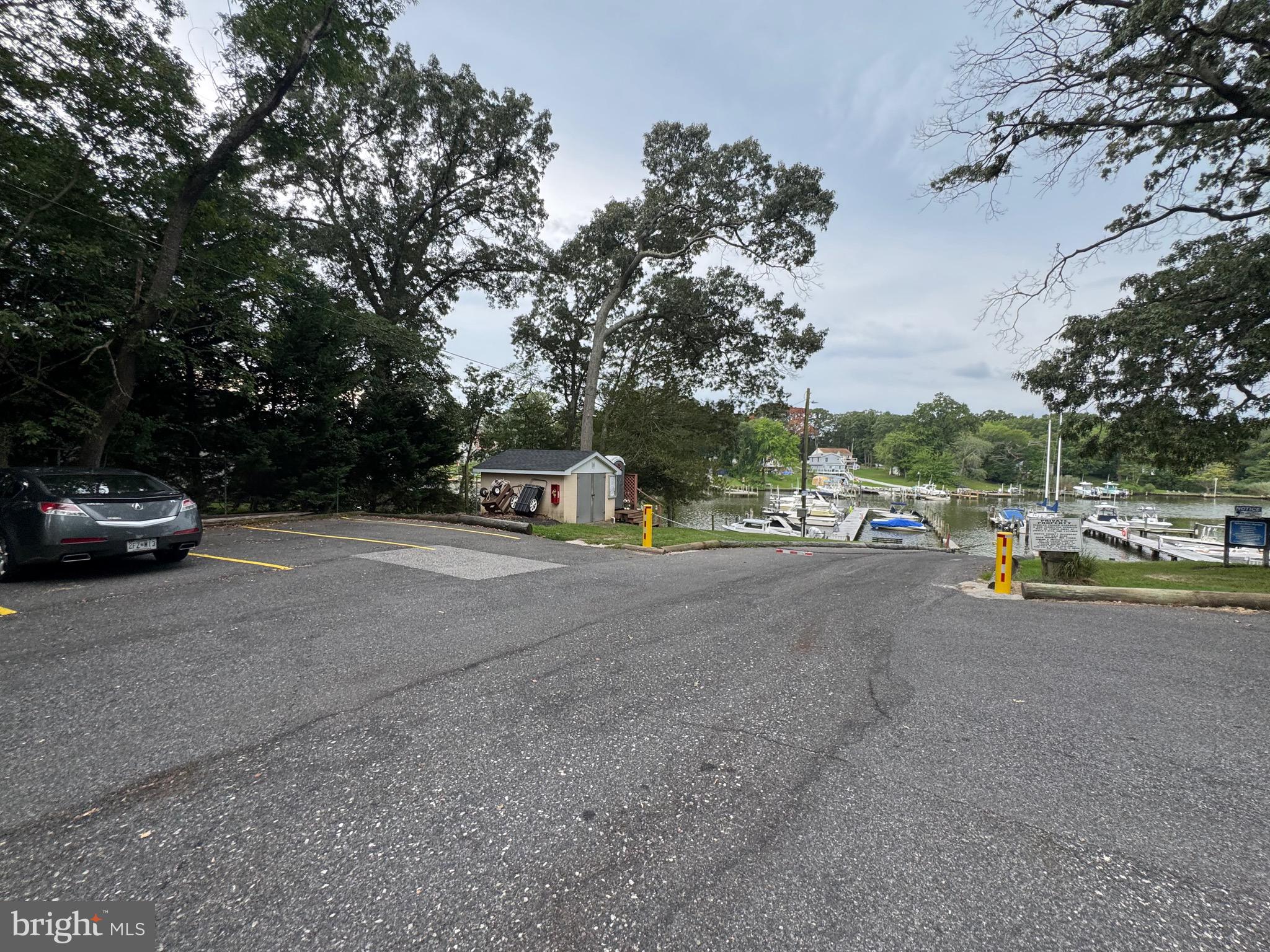 SYLVAN VIEW ON MAGOTHY - Residential