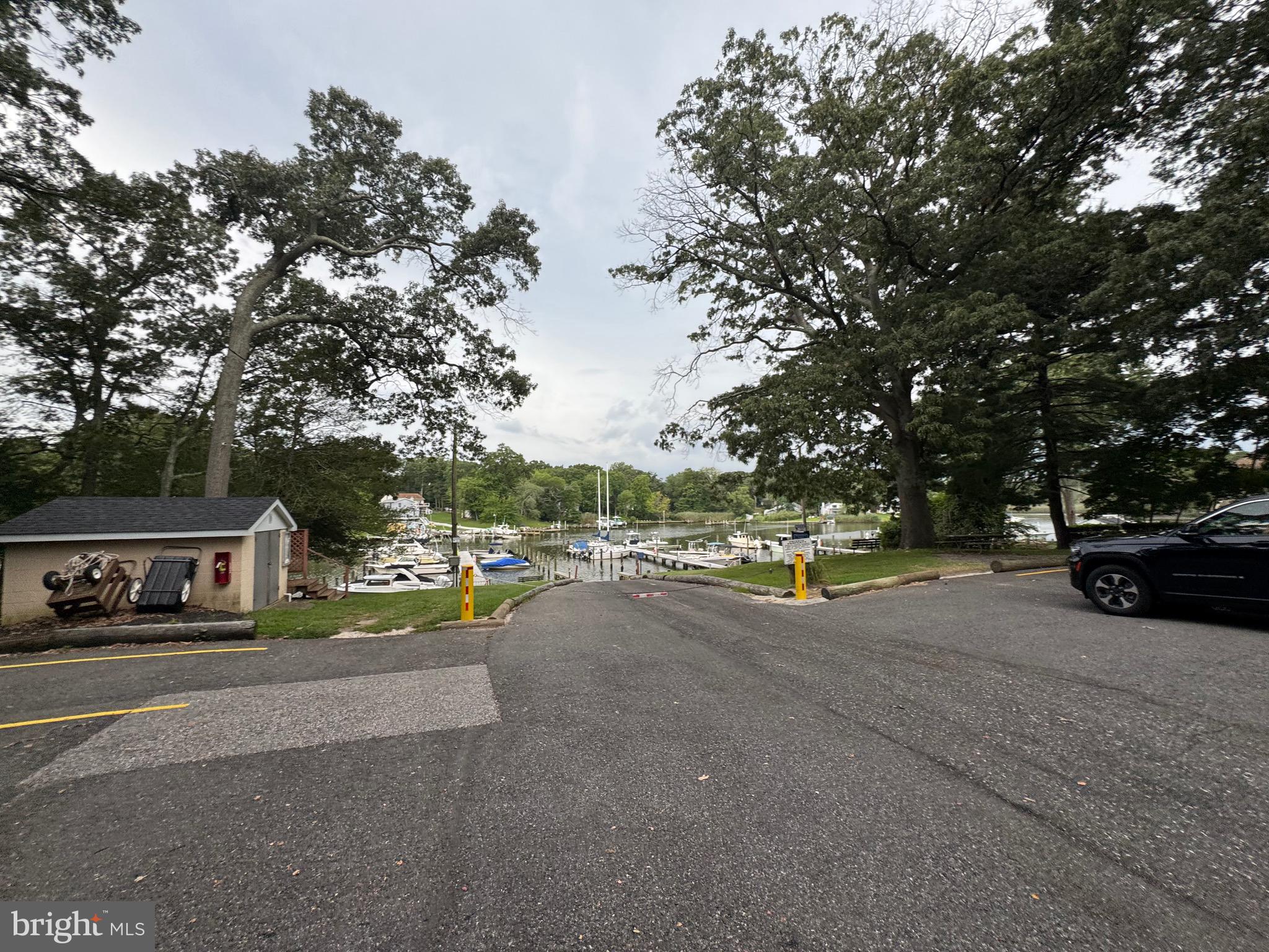 SYLVAN VIEW ON MAGOTHY - Residential