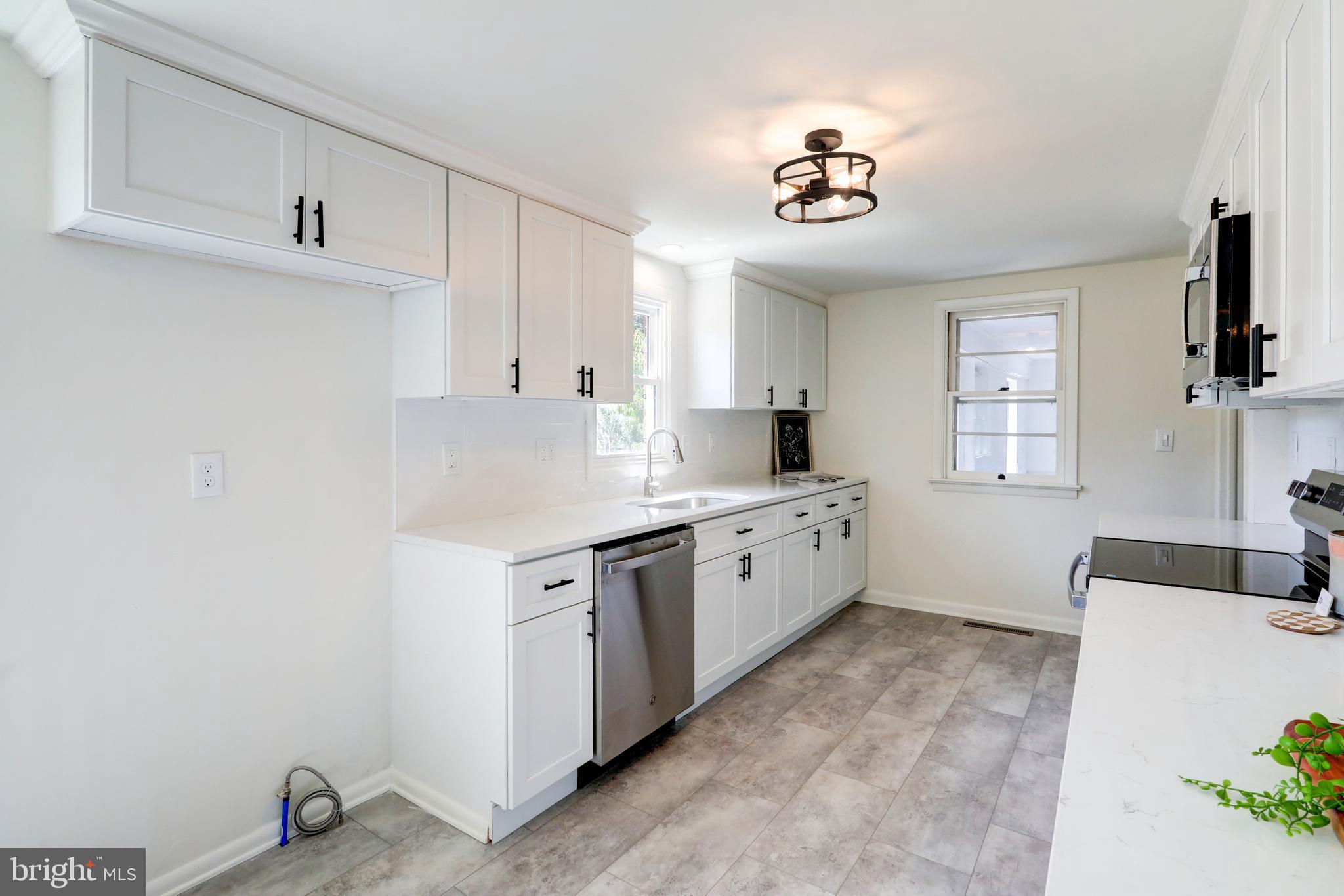 SOUTH MIDDLETON TWP - Residential