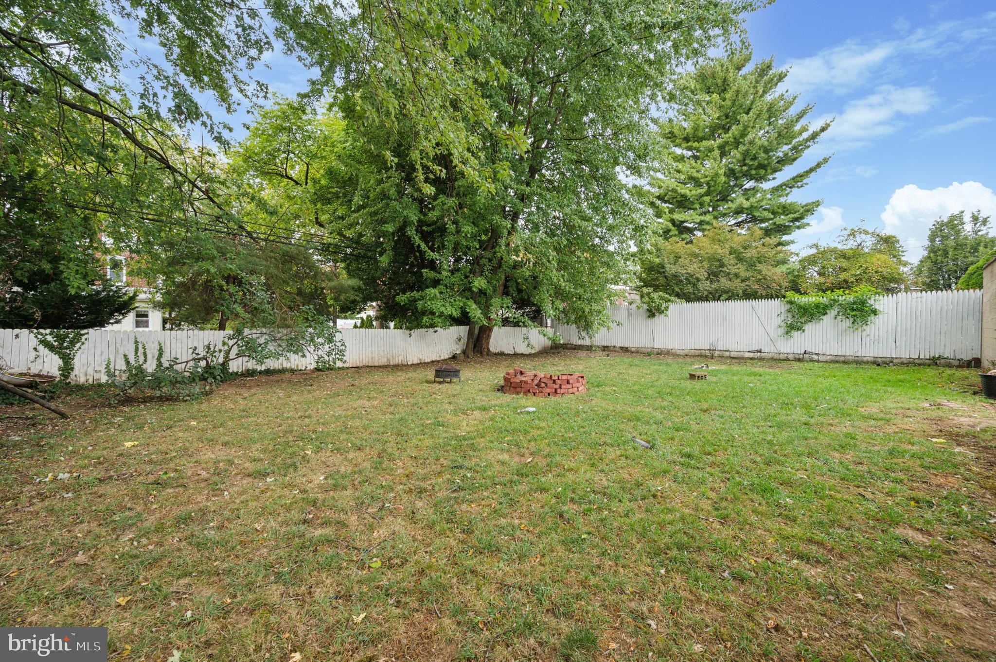 MAYFAIR - Residential