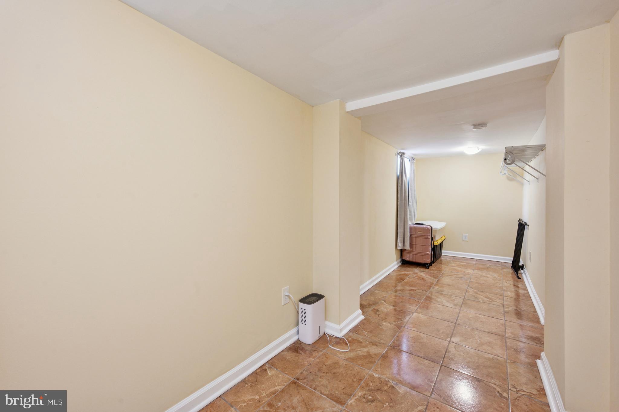 MAYFAIR - Residential