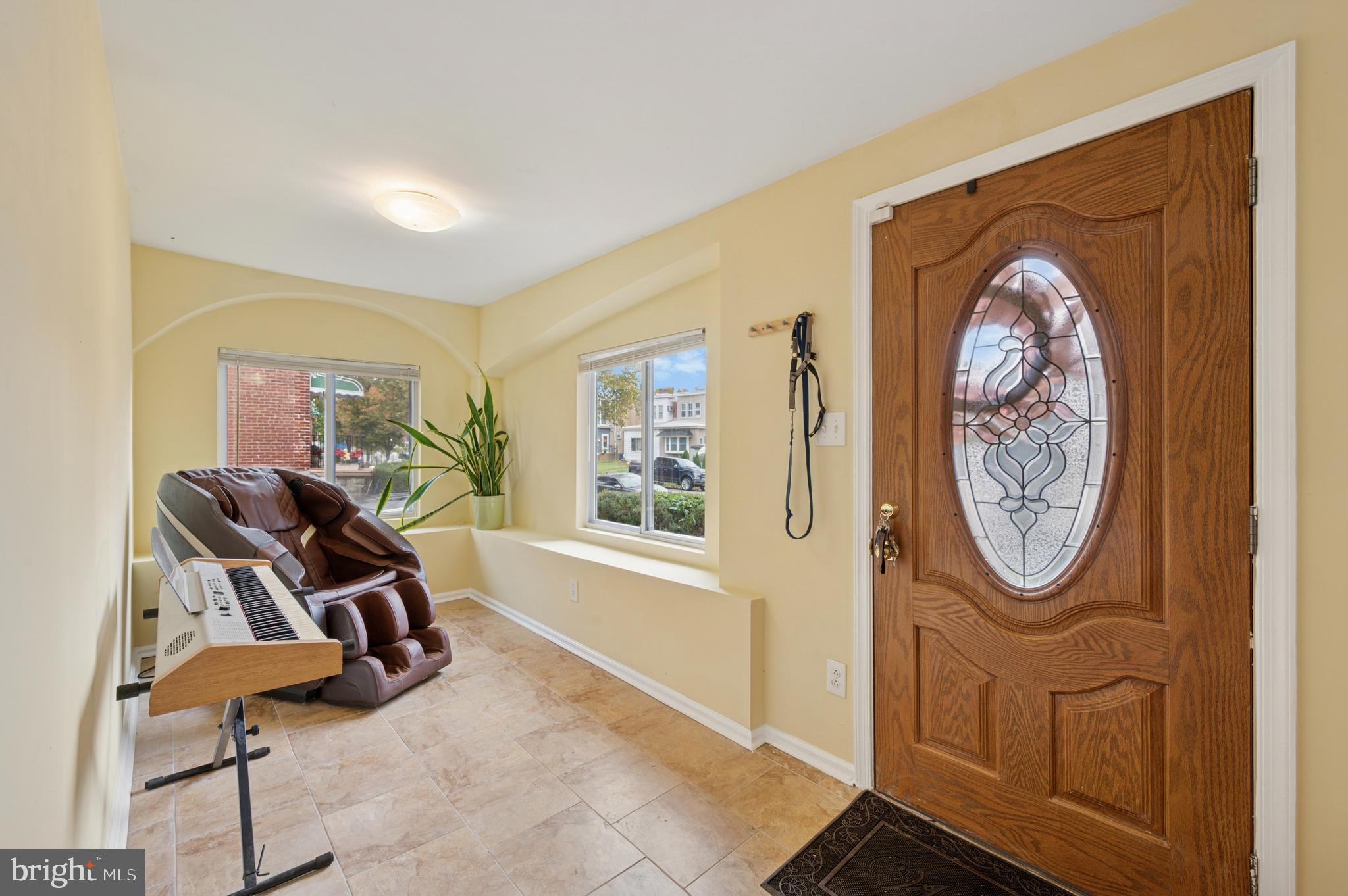 MAYFAIR - Residential