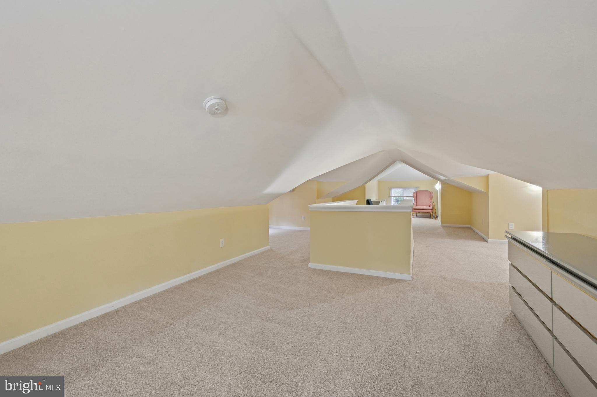 MAYFAIR - Residential