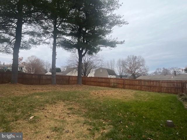 LAUREL BRANCH SUB - Residential Lease