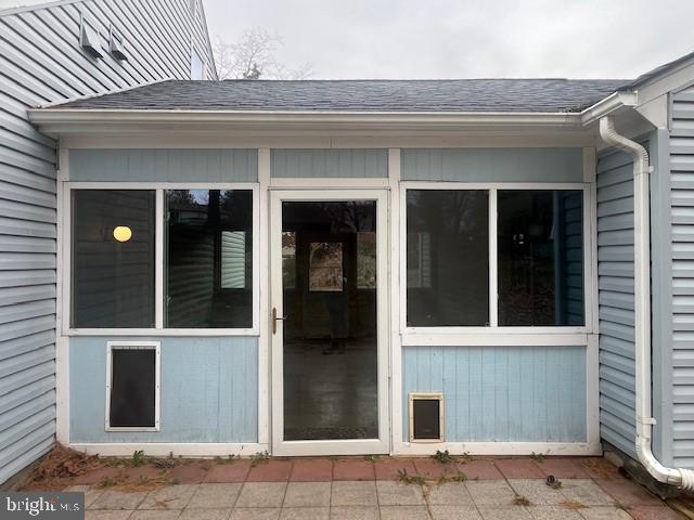 LAUREL BRANCH SUB - Residential Lease