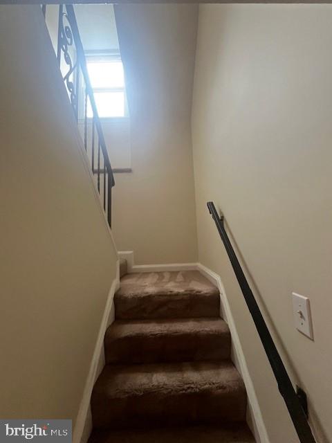 LAUREL BRANCH SUB - Residential Lease