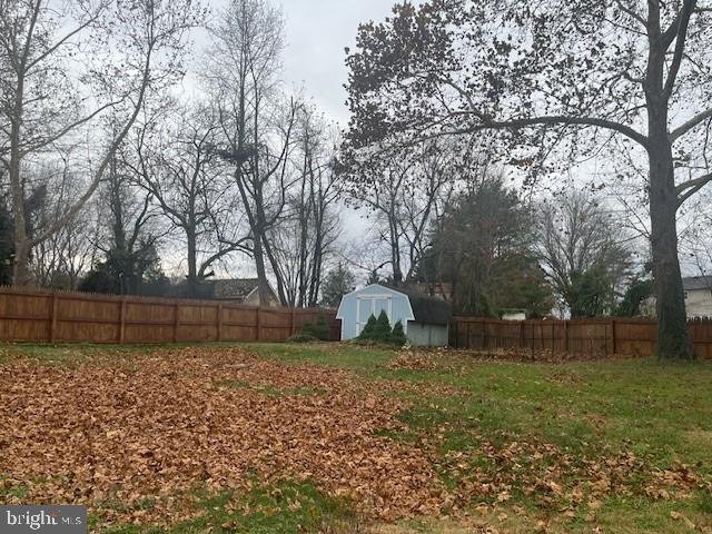 LAUREL BRANCH SUB - Residential Lease