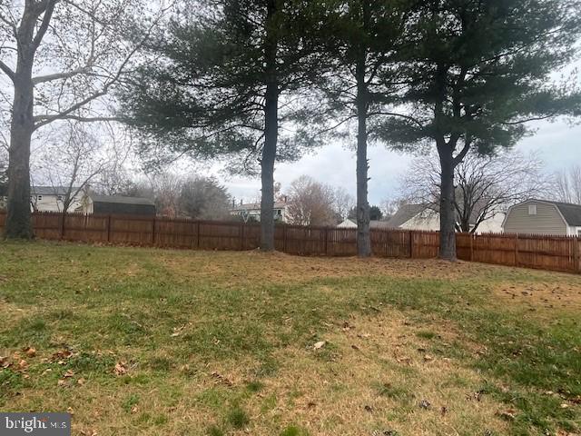 LAUREL BRANCH SUB - Residential Lease