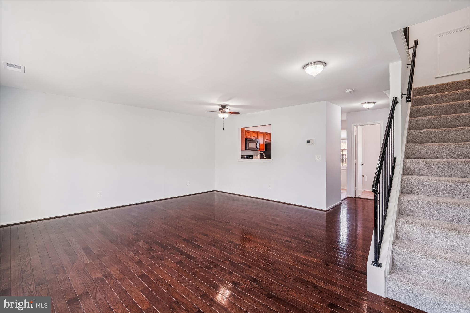 POTOMAC GROVE - Residential