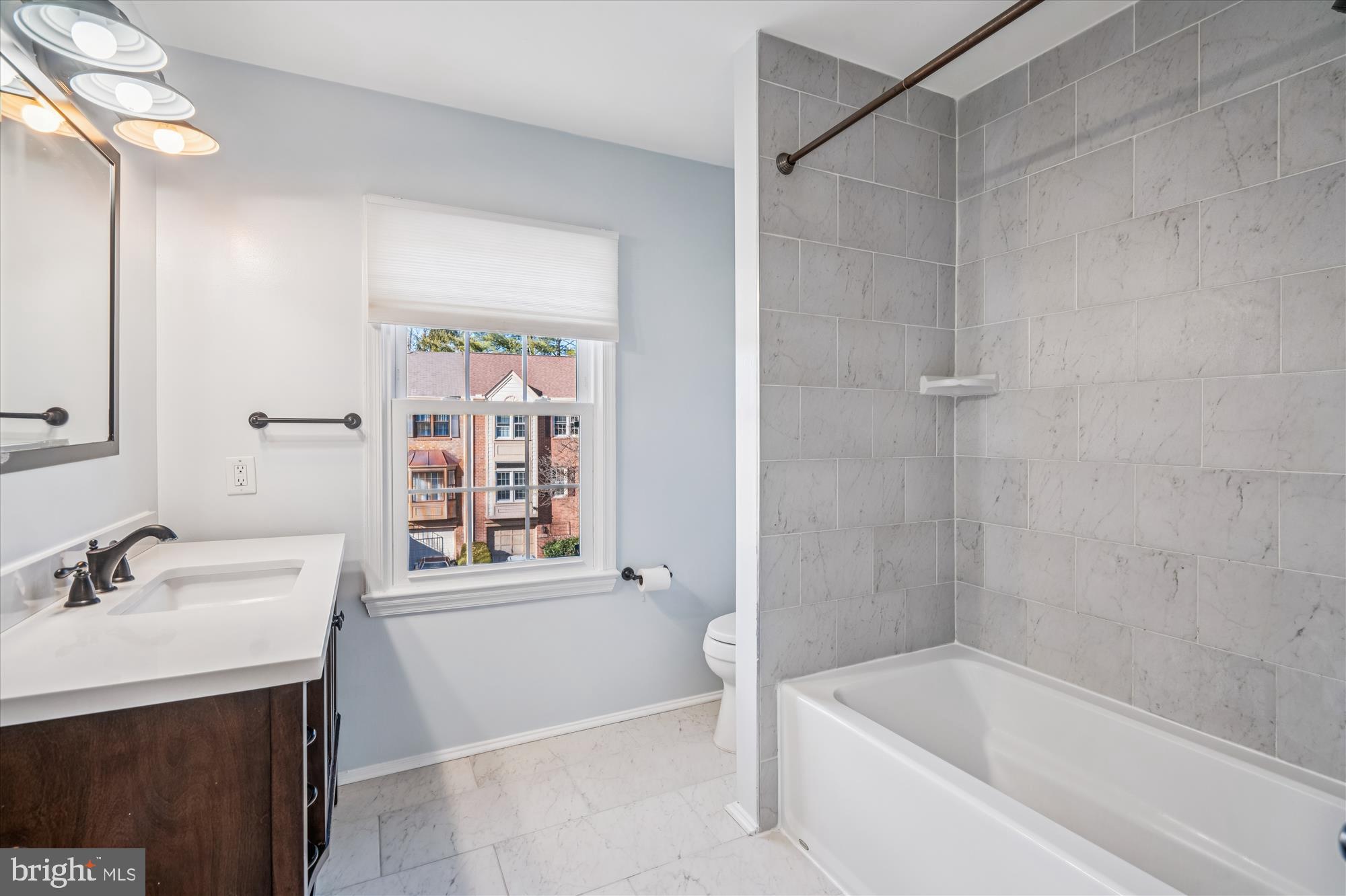POTOMAC GROVE - Residential