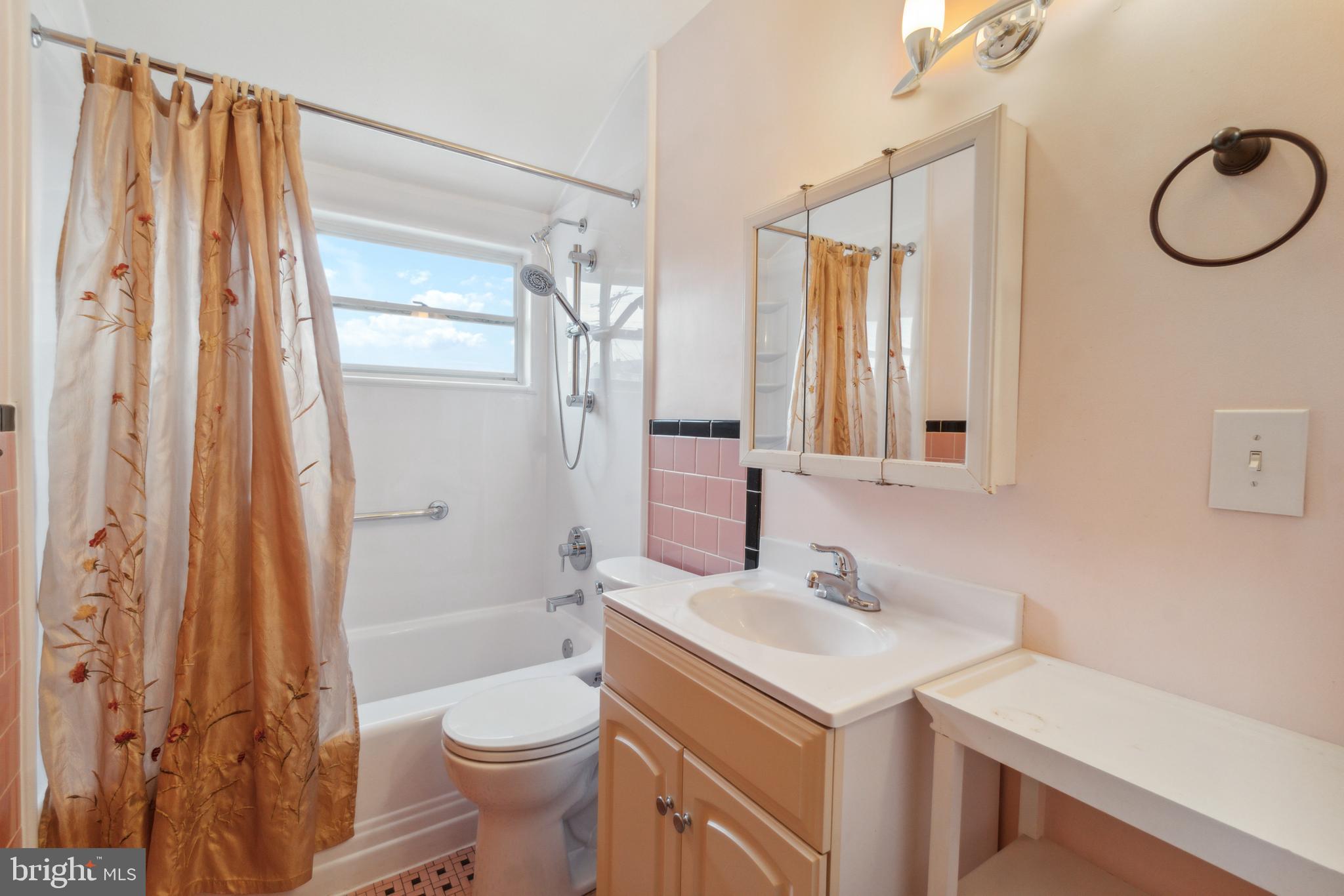 MAIDEN CHOICE VILLAGE - Residential Lease