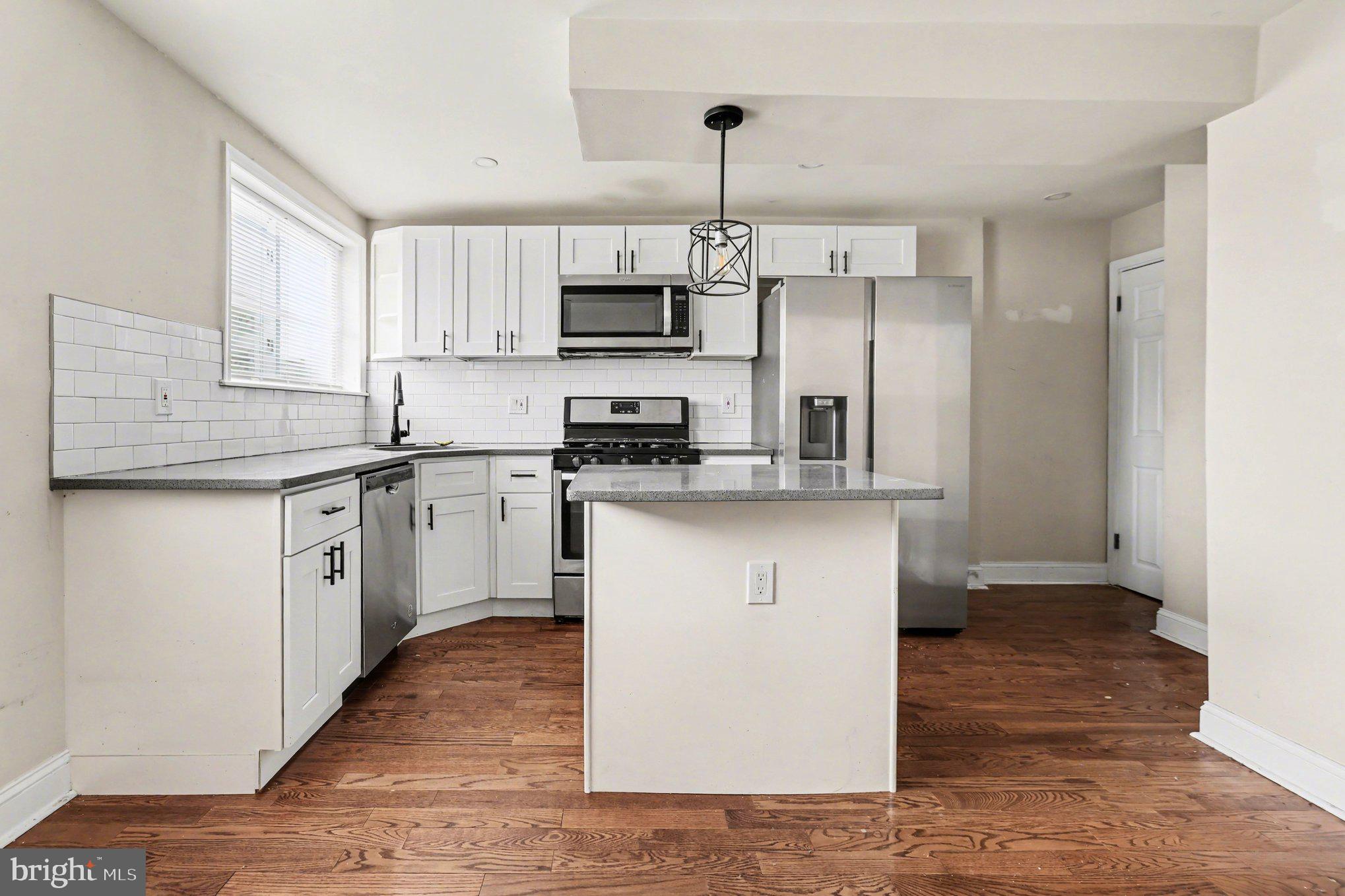 DELMAR VILLAGE - Residential