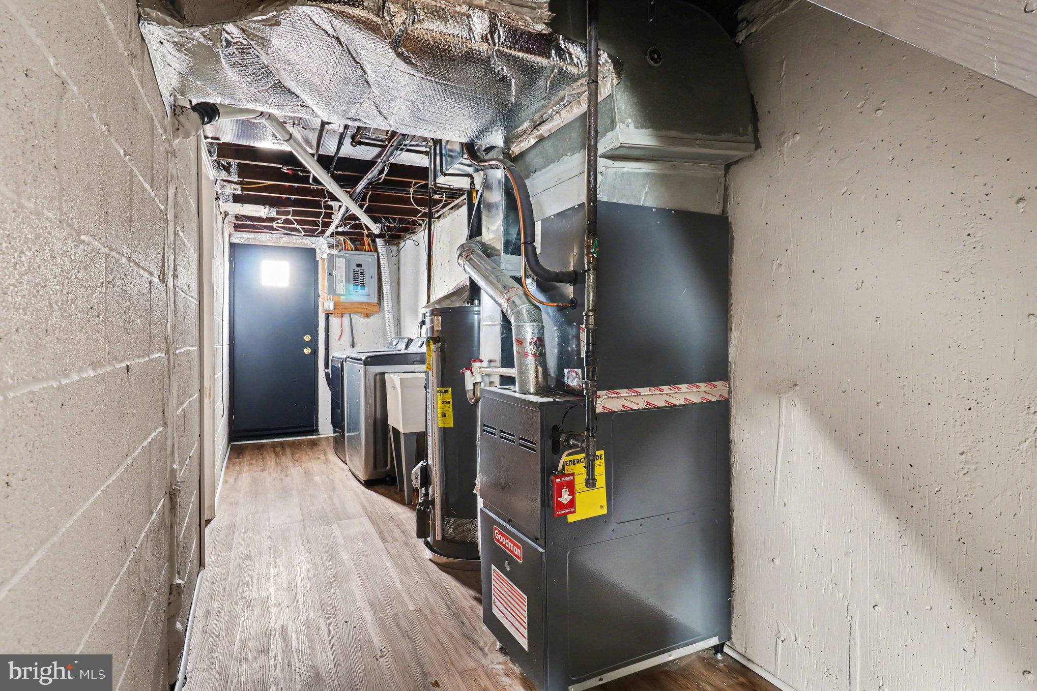 DELMAR VILLAGE - Residential