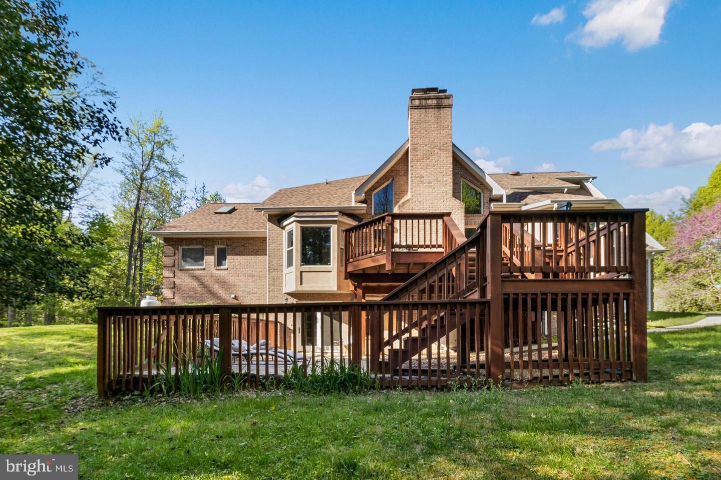 CAERNARVON WOODS - Residential