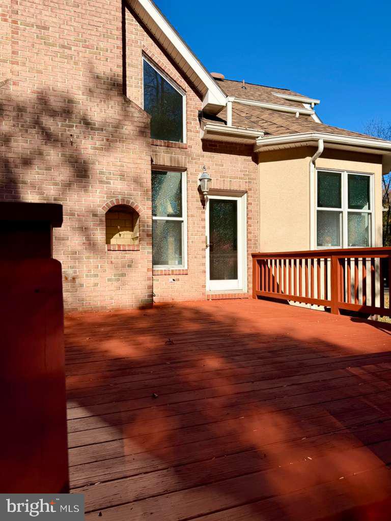 CAERNARVON WOODS - Residential